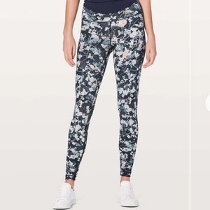 Lululemon Wunder Under Hi-Rise Tight 28" in Spring Bloom Multi Size 6 Athletic - Picture 1 of 10