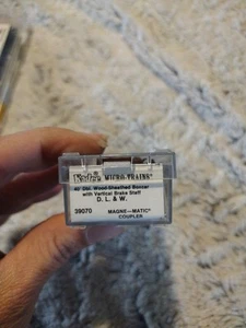 N Scale Micro Trains 40 DSheathed Wood Boxcar D.L. & W. 39070 #45000 - Picture 1 of 6