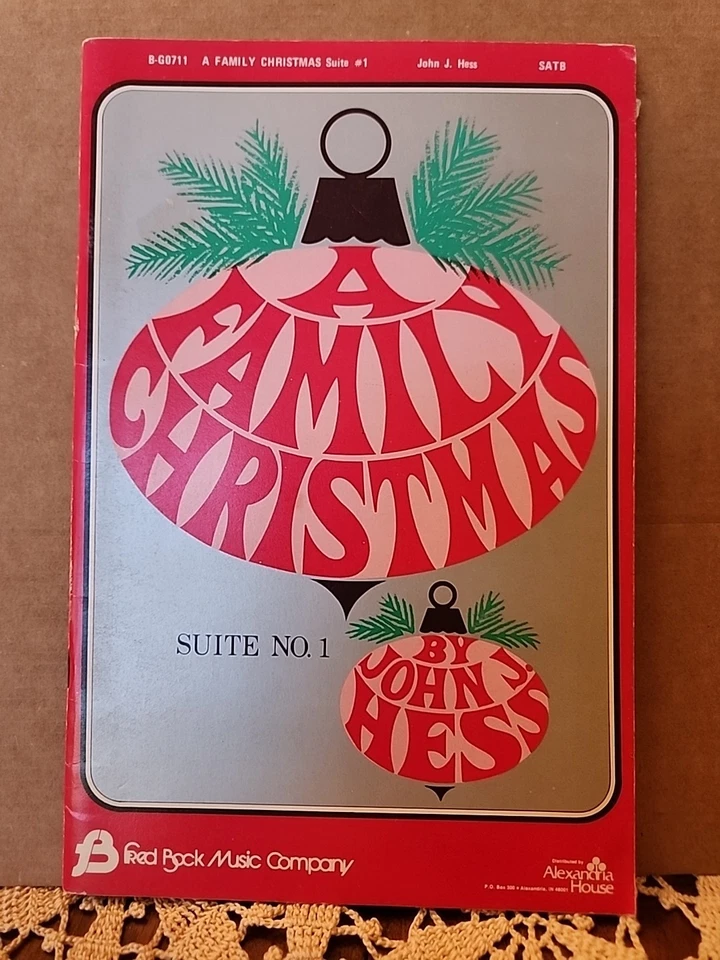 A FAMILY CHRISTMAS SUITE 1 Choral Book John J. Hess 1982 SATB Fred Bock Music - Image 1 of 4