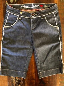 Guess Love's You Walking Shorts Piping Seams Fabric Button Flap Pockets Sz 26 - Picture 1 of 11