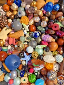 1 lb BEAD SOUP Random Mix Loose Jewelry Upcycled Craft Charms 16 oz 450 g - Picture 1 of 5