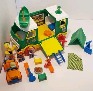 1993 Tyco Sesame Street Camper Play Set w/ Accessories & Figures - Picture 1 of 15