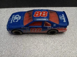 Dale Jarrett #88 Nascar Ford 1996 Edition 1:64 Racing Champions - Picture 1 of 4