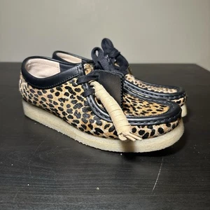 Clarks Wallabee, Women's Various Sizes, Leopard Print, 26160033- NEW Without Box - Picture 1 of 7