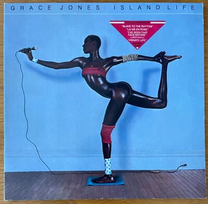GRACE JONES - ISLAND LIFE The Best Of 1st EU Press 1985 LP EX - Picture 1 of 8