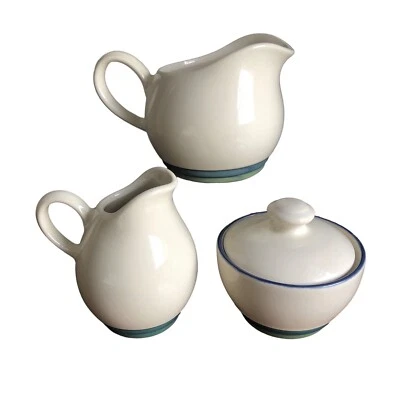 De colección Pfaltzgraff Ocean Breeze Gravy Boat Sugar Bowl Crema Gres Usado en Excelente Condición Foto 1 de 4