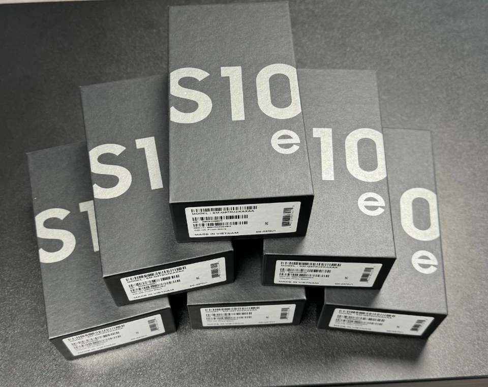 Samsung S10e mit 128GB Speicher in der Farbe Schwarz in OVP und Versiegelt  - Bild 1 von 4