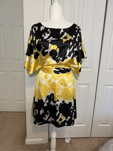 BCBG Maxazria Dolman Sleeves Yellow/black Print Satin Sz M dress Above Knee Zip - Picture 1 of 10