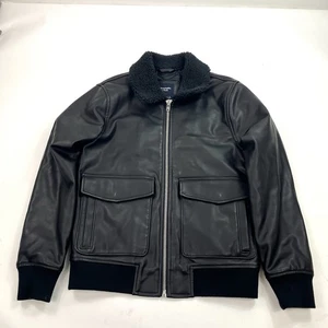Abercrombie and Fitch Herren Schwarz Vegan Leder Bomber Stepp Gefüttert Jacke SMALL - Bild 1 von 13