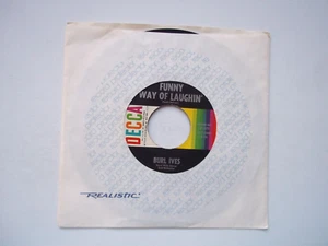 BURL IVES - Funny Way Of Laughin' / Mother Wouldn't Do That - 45 RPM 7" Record - Picture 1 of 6