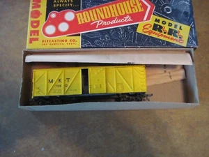 VINTAGE M-K-T BOX CAR  BY ROUNDHOUSE (METAL CAR) - Picture 1 of 5