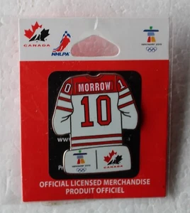 Morrow 10 Canada hockey Jersey 2010 Vancouver Olympic button PIN NEW - Foto 1 di 2