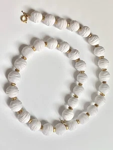 Vintage Crown Trifari Textured Gold & White 15mm Beaded Necklace  23.5"  2.9oz. - Picture 1 of 12