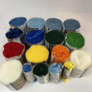Vintage Bernat Latch Hook Yarn 100% Polyester Vaious Colors - Picture 1 of 4
