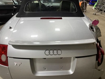 TRUNK LID Audi TT 2000 00 2001 01 2002 02 2003 03 04 05 06 Silver 1428539 Foto 1 de 4