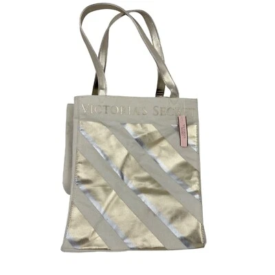 Bolso de Hombro Victoria's Secret Dorado Lámina Plateada Brillo Rayas Fin de Semana Foto 1 de 4