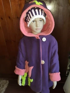 Childs  handmade novelty Fleece Coat. New. Age 3 to 4 years and hand knitted hat - Picture 1 of 7