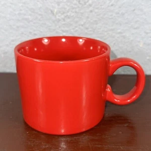 Taza de café/taza de té Starbucks 2017 rojo Navidad vacaciones letras doradas 12 fl oz - Imagen 1 de 5