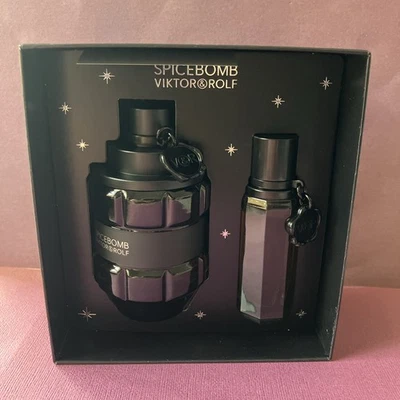 Viktor & Rolf Spicebomb EDT Mens Gift Set 90 ml + 20 ml Fragrance Perfume  - image 1 of 4