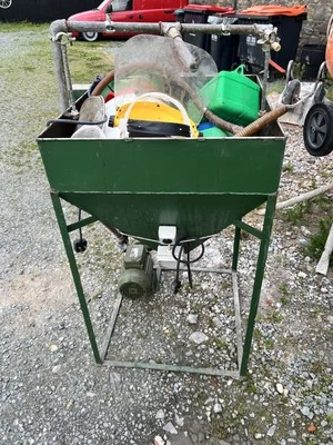 Bio diesel processor.  - Image 1 of 4