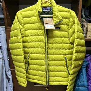 NWT Patagonia Men’s Down Sweater Xs Fluid Green - Picture 1 of 4