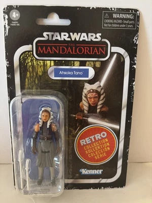 Figura de acción Kenner Star Wars - Ahsoka Tano - The Mandalorian Retro Collection Foto 1 de 2