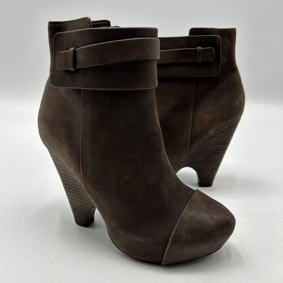 Bota de cuero MAX STUDIO Nestor marrón envejecido para mujer talla 5,5 Foto 1 de 4