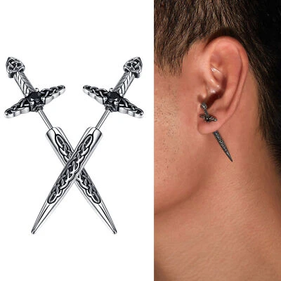 Pendientes de daga punk de espada Góti con clavos de acero inoxidable y cristal Foto 1 de 4