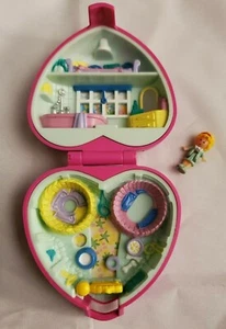 Polly Pocket Bluebird Precious Puppies Pink Heart Compact VTG 1993 One Figure - Picture 1 of 4