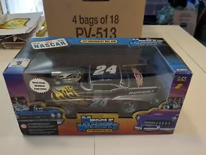 Jeff Gordon 1957 CHEVY BEL AIR MUSCLE MACHINES 1/24 Hot Hues 1 of 840 made - Picture 1 of 11