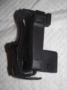 LEICA HAND GRIP FOR MOTOR DRIVE MW-R4 P/N 14283 - Picture 1 of 2