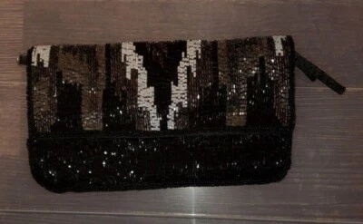 BOLSO DE NOCHE EXPRESS CON CUENTAS Y SATINADO BOLSO CLUTCH CORREA EXTRAÍBLE Foto 1 de 4