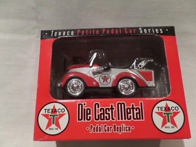 VINTAGE--RARE--TEXACO "CROWN PREMIUMS" PEDAL CAR WRECKER TRUCK-LIMITED EDITION D - Image 1 of 4