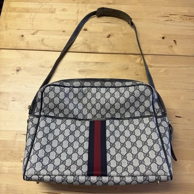Raro Bolso de Hombro Gucci GG Supreme De Colección con Rayas Web y Cremallera de Garra - COMO ESTÁ Foto 1 de 4