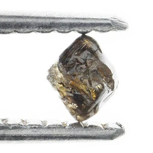 Octahedron 4.19X3.42X3.19MM light brown 0.41 carat Natural Loose Rough Diamond - Picture 1 of 2