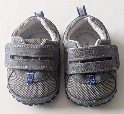 Zapatillas niño talla 0-6. Cuero artesanal suave y saludable. Gris. Hayden. 0703 Foto 1 de 4