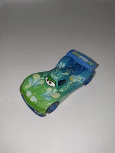 CARLA VELOSO DIECAST CAR CARS MOVIE BRAZIL WGP RACER DISNEY PIXAR MATTEL - Picture 1 of 6
