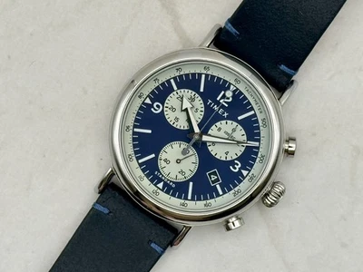 Мужские кварцевые часы с хронографом Timex Standard синий циферблат TW2V71100 - Изображение 1 из 4