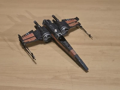 星球大战 Poe Dameron's X-Wing Fighter Force Awakens 宽松见图片/不完整 — 第 1/4 张图片