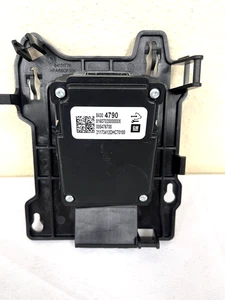 OEM GM 17-25 Buick Cadillac Chevy GMC Front View Windsheild Lane Assist Camera - Picture 1 of 8