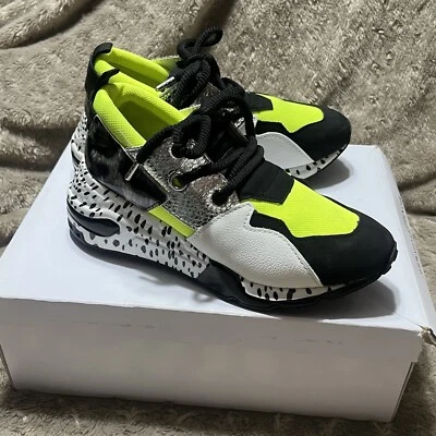Steve Madden Cliff Neon Green Leopard Platform Sneakers Womens Sz 6.5 - Image 1 of 4