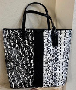 NWT Coach Black & Cream Snakeskin Exotic Mix Print Tote F31023  - Picture 1 of 5
