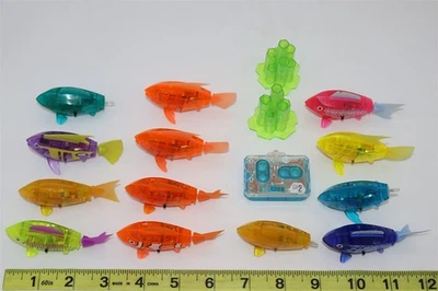 Hexbug - Aquabots - Robotic Creature - Fish lot of (15) - UNTESTED -  - Image 1 of 4