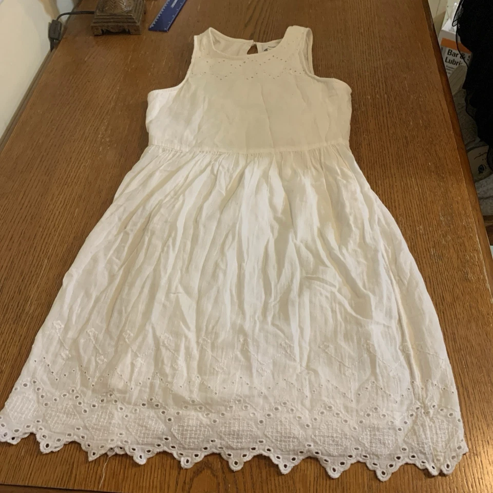 Old Navy Girls White Eyelet 100% Cotton Dress Size Large 10/12 Sleeveless - Image 1 of 4
