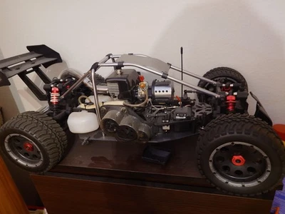 Reely Carbon Fighter III 1:6 RC Modellauto Benzin Buggy 2WD 2.4GHz RTR - Silber  - Bild 1 von 4