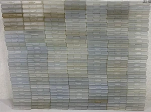 Nintendo Game Boy Konvolut 200 Original Cartridge Cases Hüllen - Bild 1 von 5