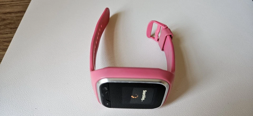 LG Red Gizmo Gadget VC200 Touchscreen GPS Smartwatch! (READ DESCRIPTION!) - Image 1 of 4