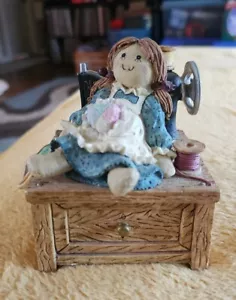 Heart Tugs “That’s What Friends Are For” Rag Doll Sewing Music Box Vintage - Picture 1 of 10