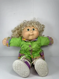 Abito Coleco Cabbage Patch Bambini Designer Linea Bionda Ragazza Verde e Viola 1988 - Foto 1 di 3