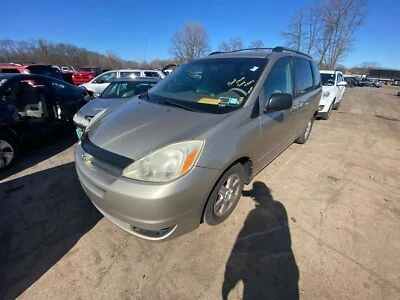 Compresor de aire acondicionado usado se adapta a: Toyota Sienna 2005 grado C Foto 1 de 4